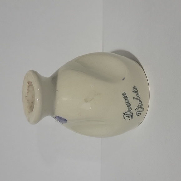 Small Flower Vase - Picture 2 of 4